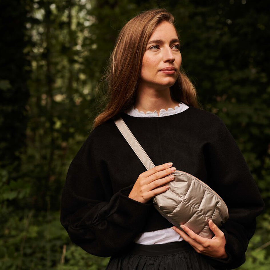 Fanny pack / belt bag - puffy - zwart