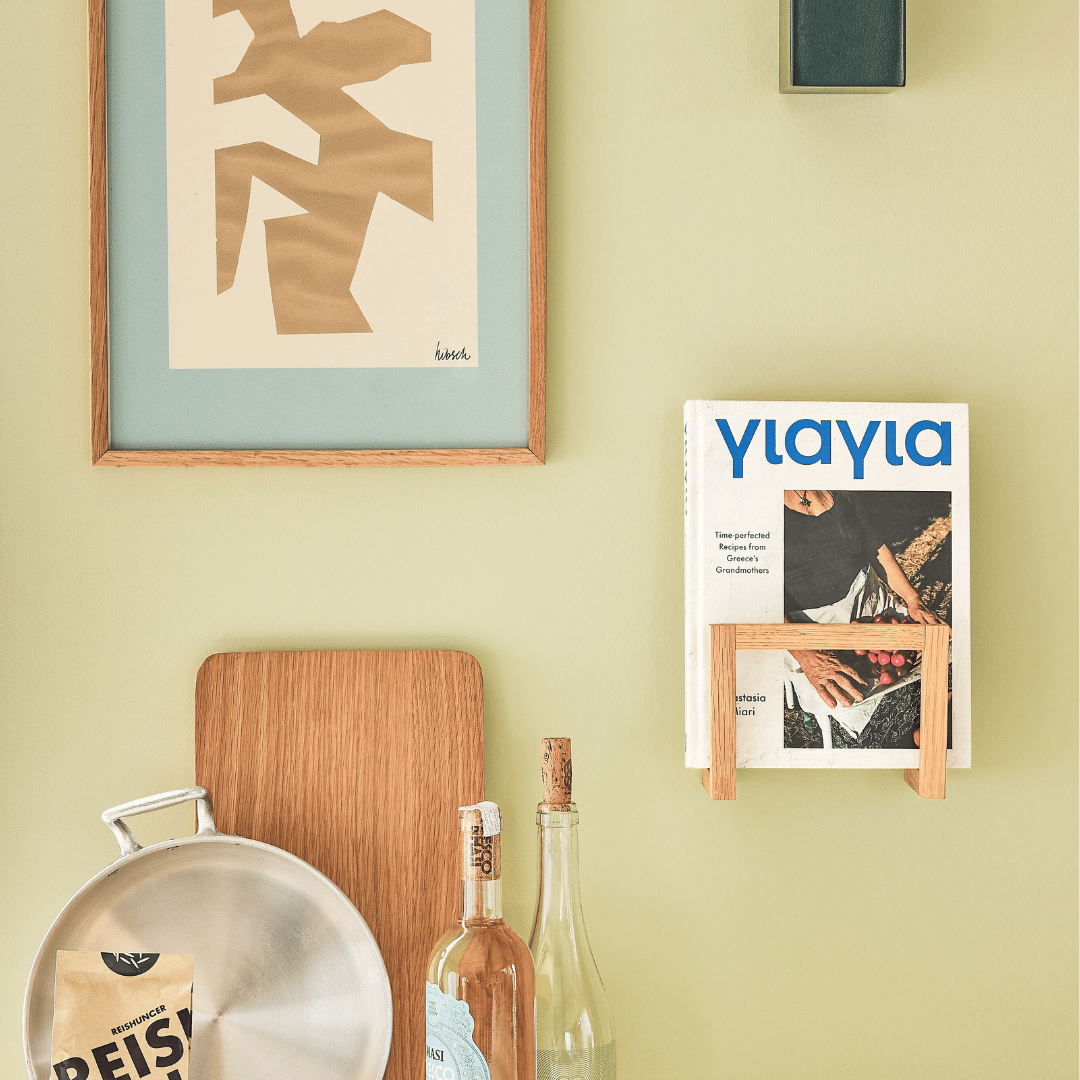 Market Magazine holder - magazine holder or cookbook holder