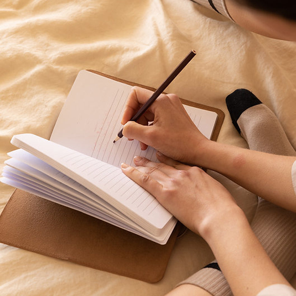 Hervulbaar notitieboek / notebook M - vegan leather - beige / zandkleuring