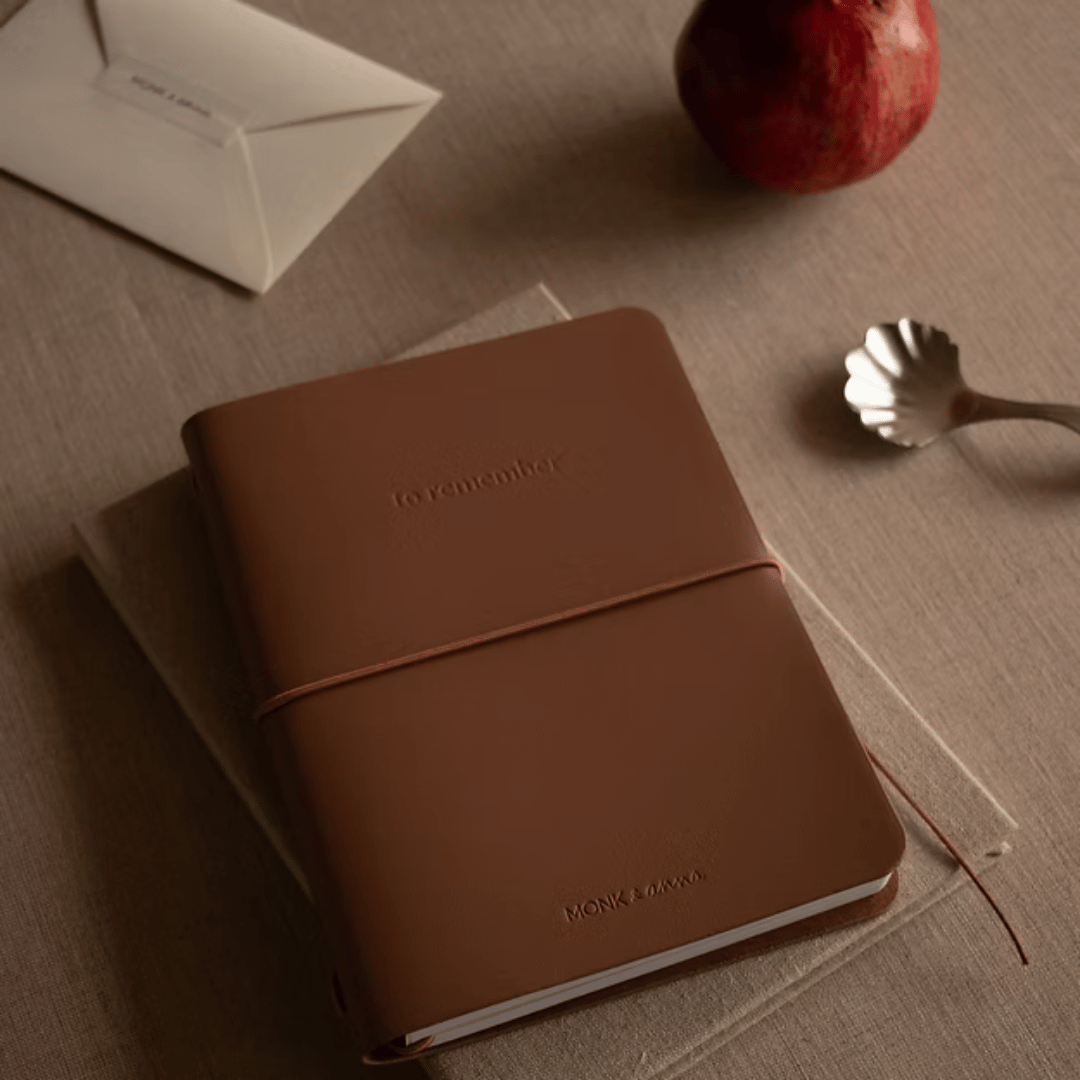 Hervulbaar notitieboek / notebook M - vegan leather - lichtbruin (clay)