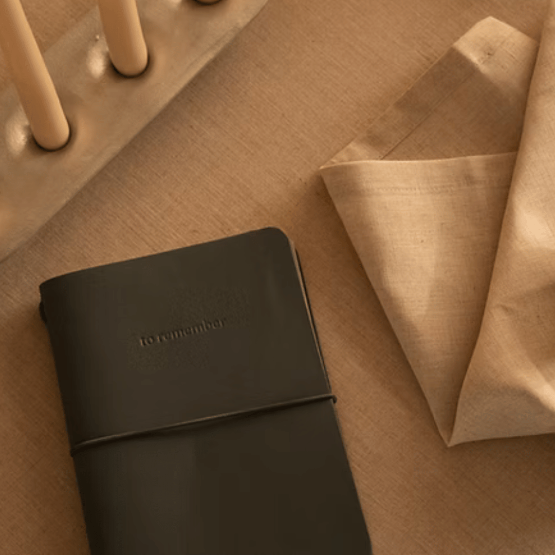 Leren notitieboek hervulbaar M - vegan leather in ash grijs