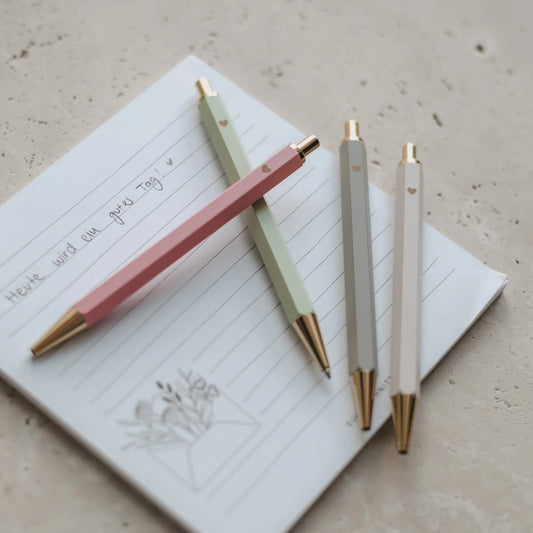 Elegante balpen met hart – stijlvolle pen met hartje - Pennen - The Perfect Desk