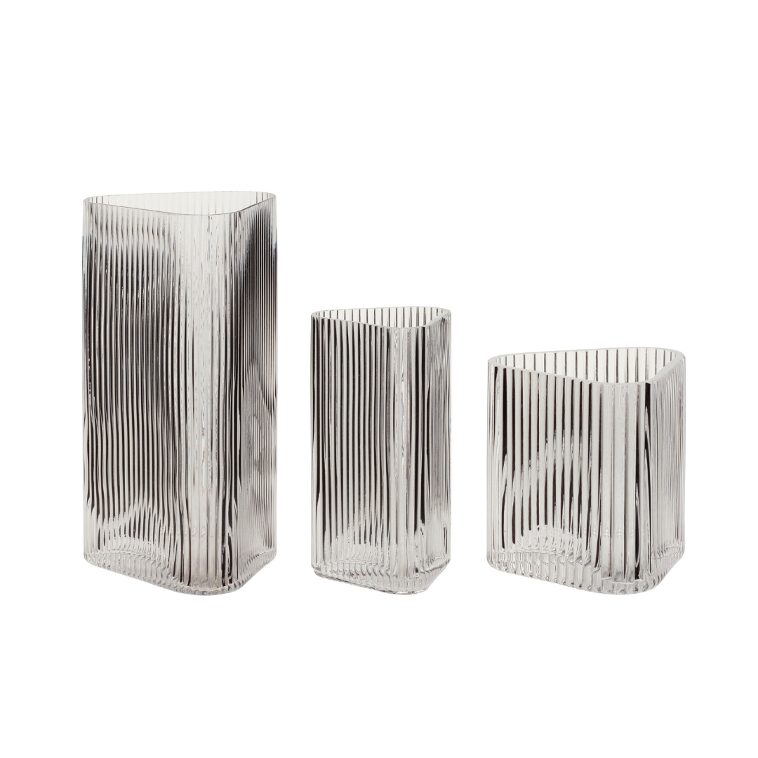 Elements Vase Triangular - driehoekige vaas - Vaas - The Perfect Desk