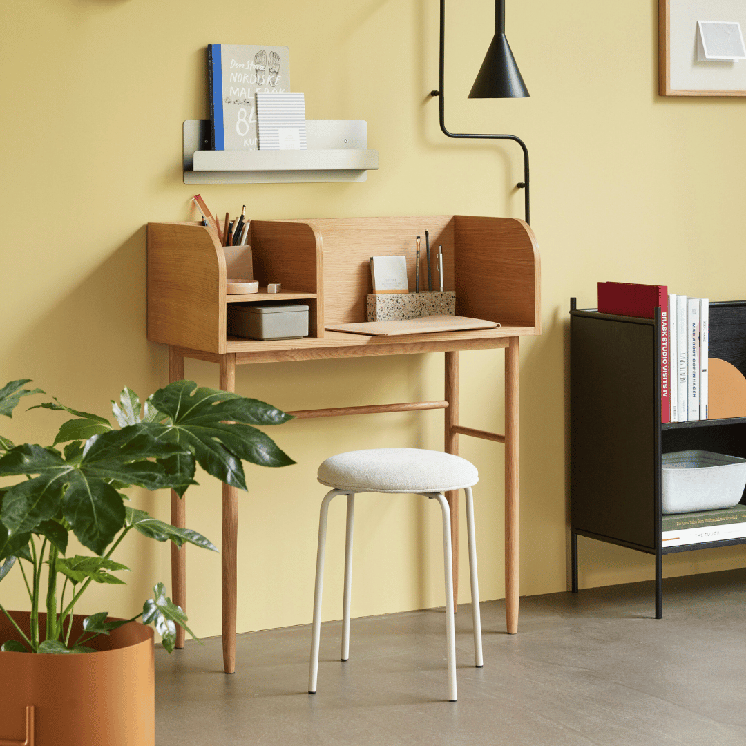 Krukje beige grijs - Stack stool - Stoelen en krukken - The Perfect Desk