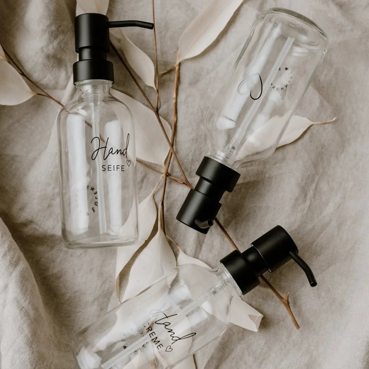 Navulbare handcrème dispenser van glas - glaswerk - The Perfect Desk