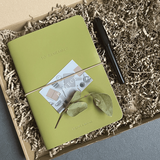 Pakket notebook + pen - Black & Green Essentials - Cadeaupakket - The Perfect Desk