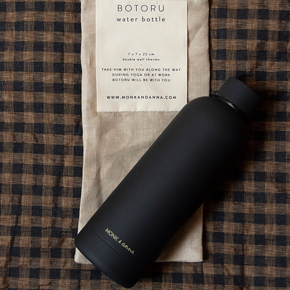 Thermos bottle - minimalist stylish